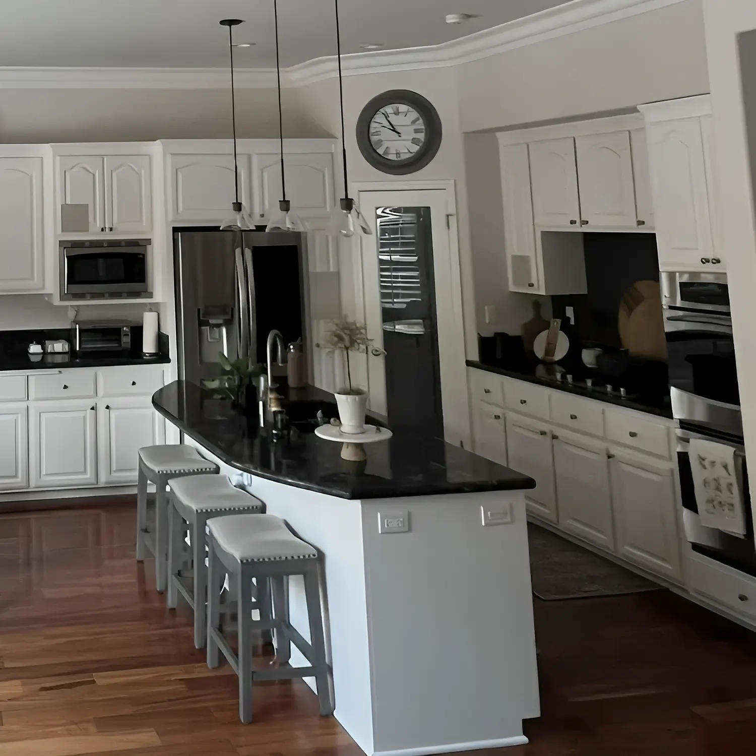 Trusted kitchen remodeling contractors in Scottsdale providing professional kitchen design and renovation services